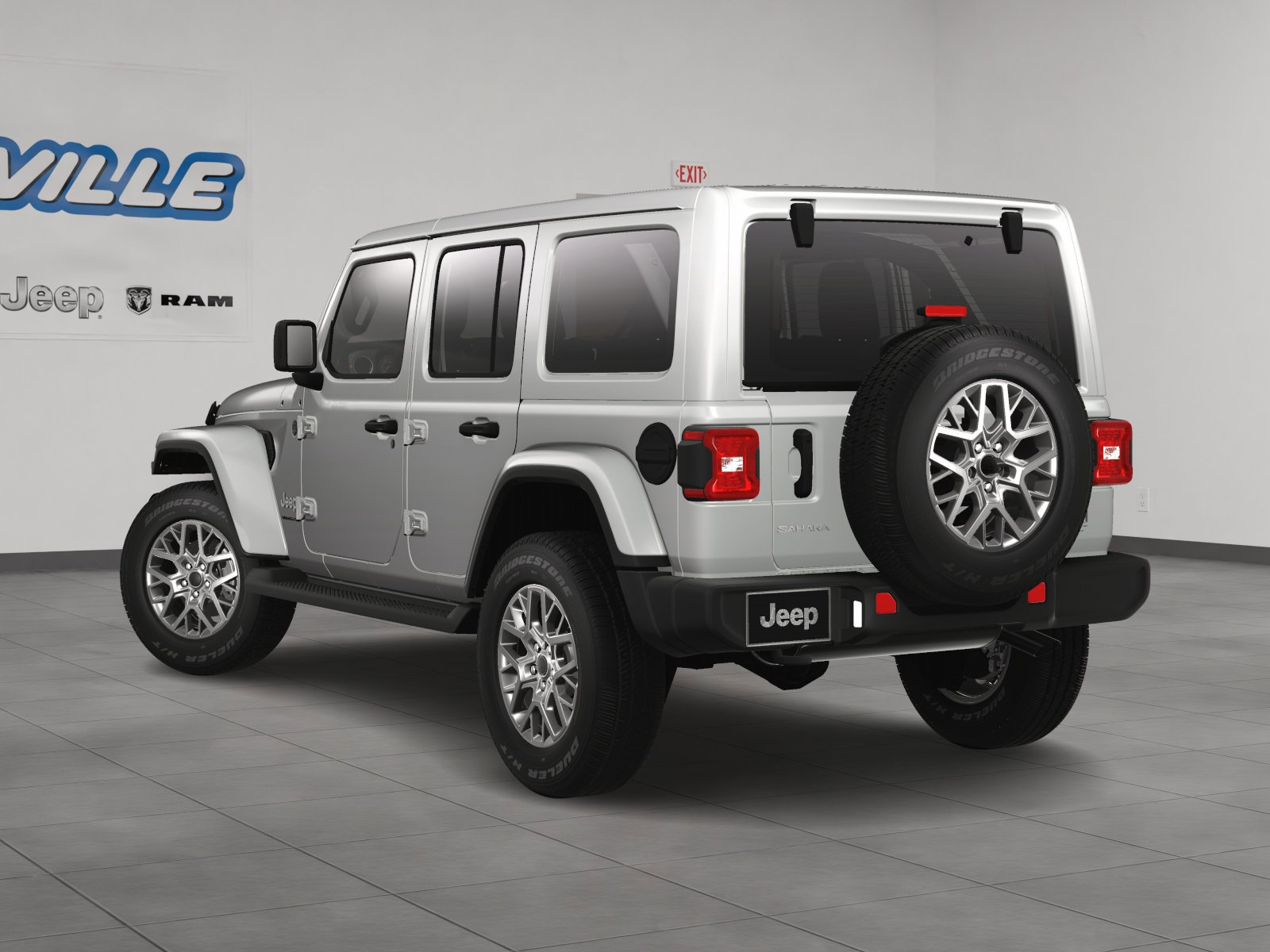 2025 Jeep Wrangler Sahara photo 4
