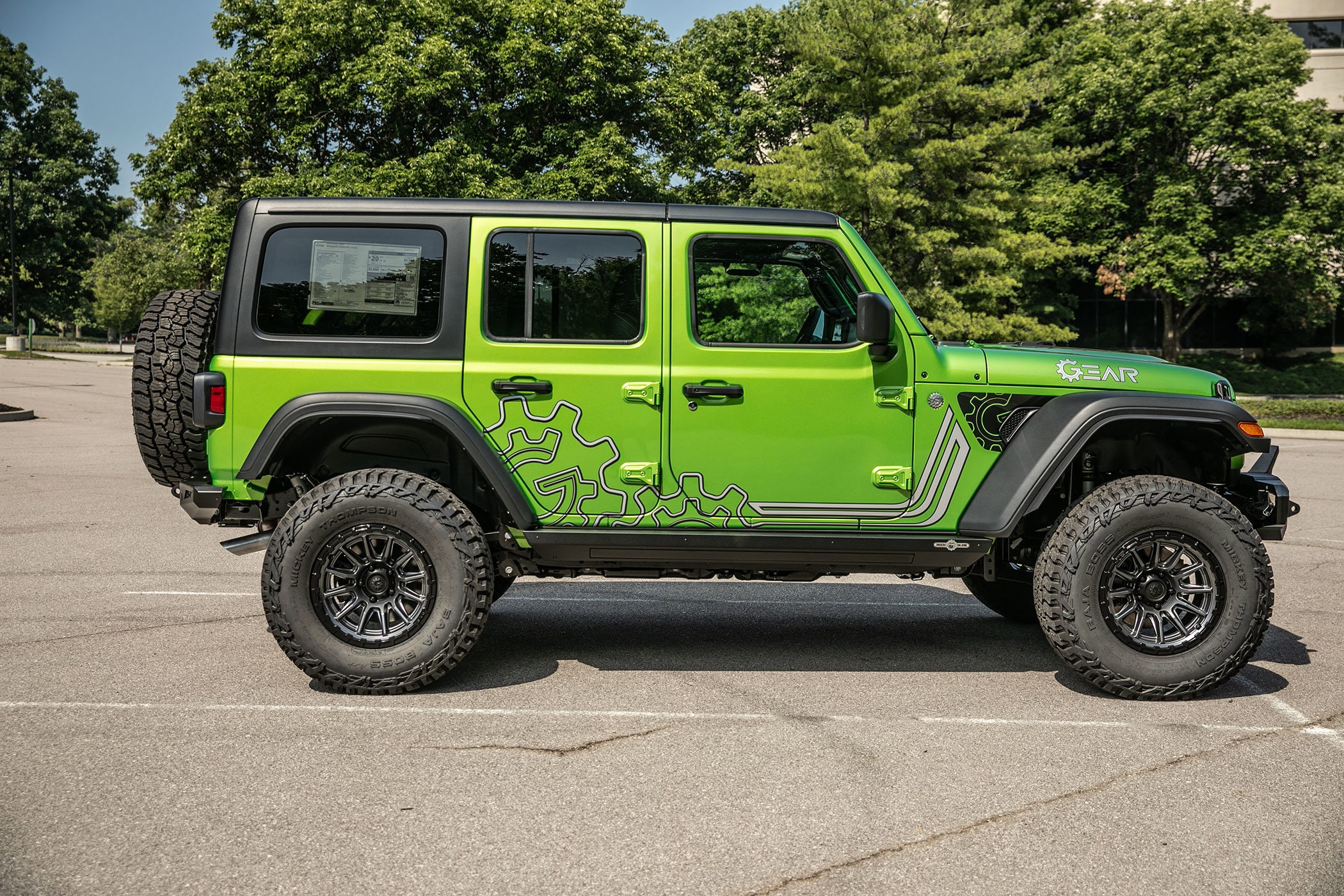2025 Jeep Wrangler 4-Door Willys - Photo 19