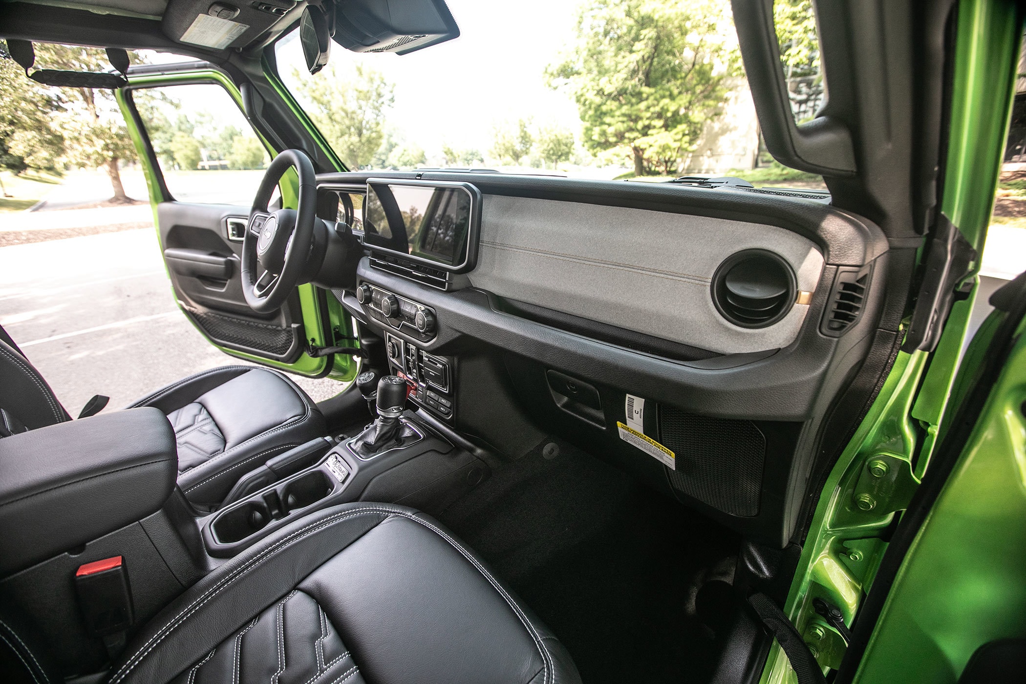 2025 Jeep Wrangler 4-Door Willys - Photo 53