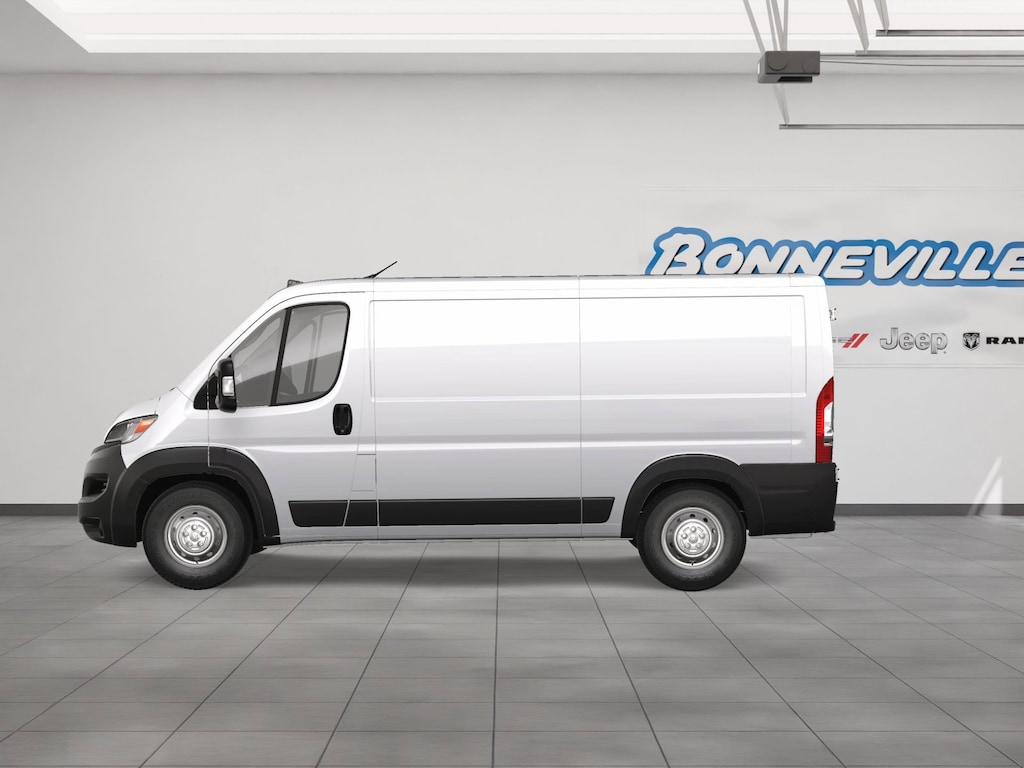 New 2025 Ram ProMaster PROMASTER 1500 TRADESMAN CARGO VAN LOW ROOF 136' W Cargo Van