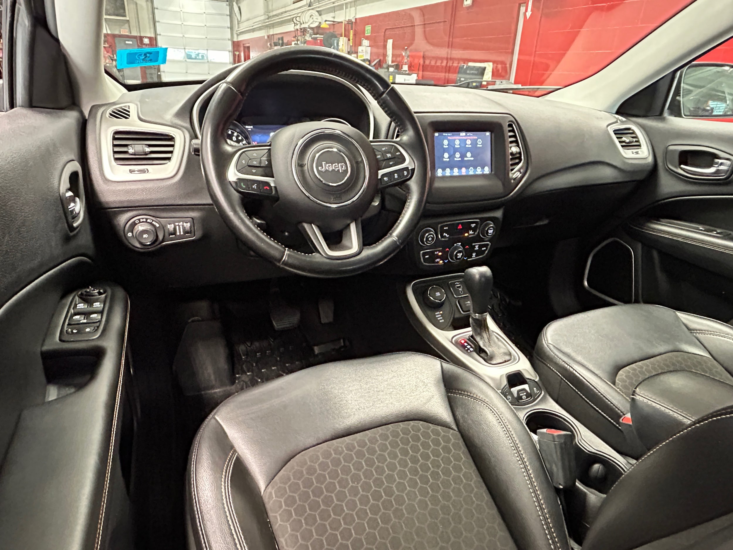 2020 Jeep Compass Sun & Safety - Photo 41