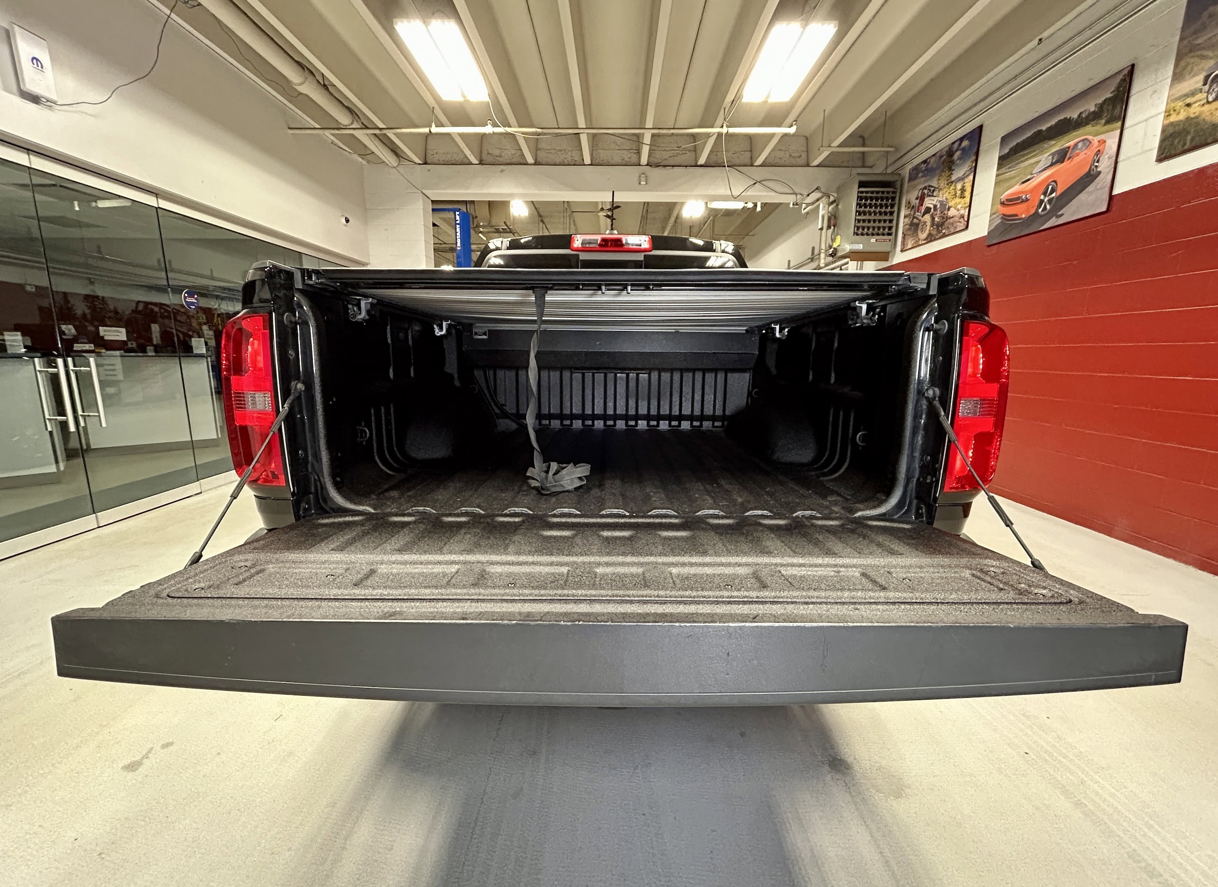 2020 Chevrolet Colorado ZR2 - Photo 9