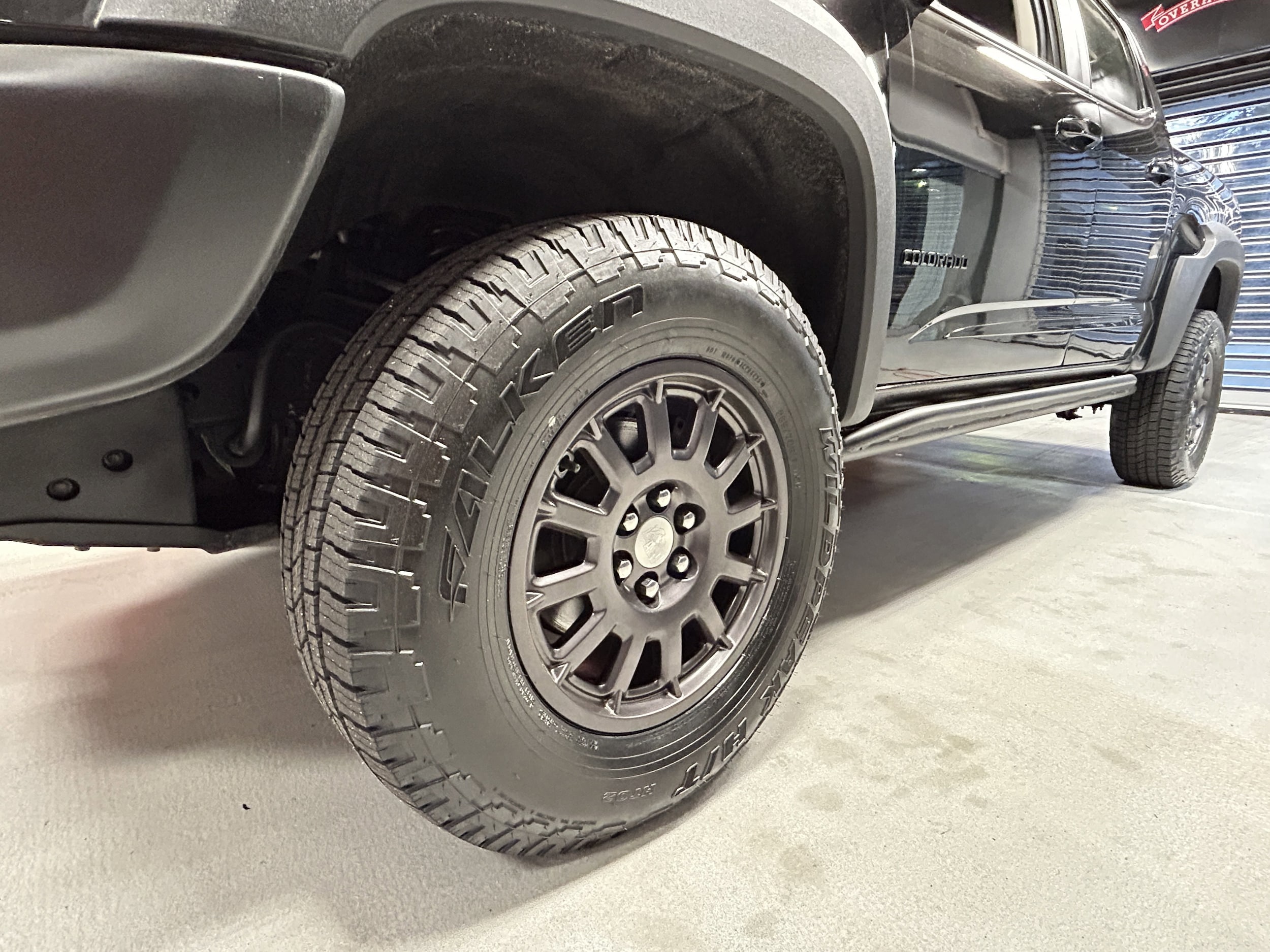 2020 Chevrolet Colorado ZR2 - Photo 18