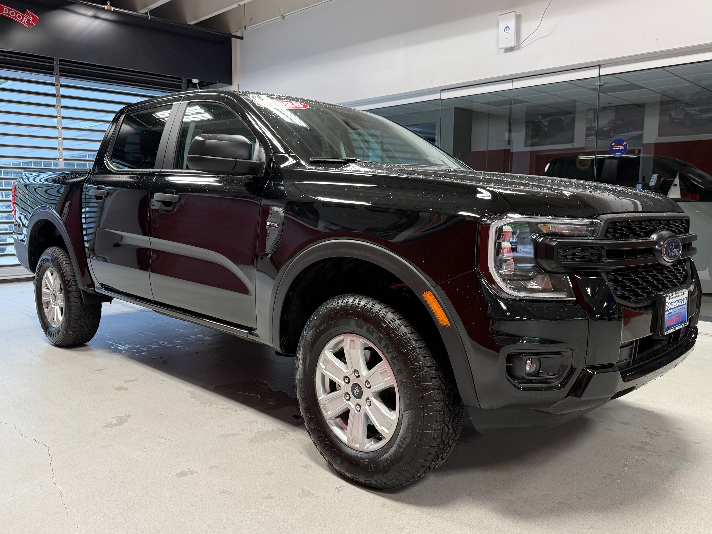 2025 Ford Ranger XL - Photo 11