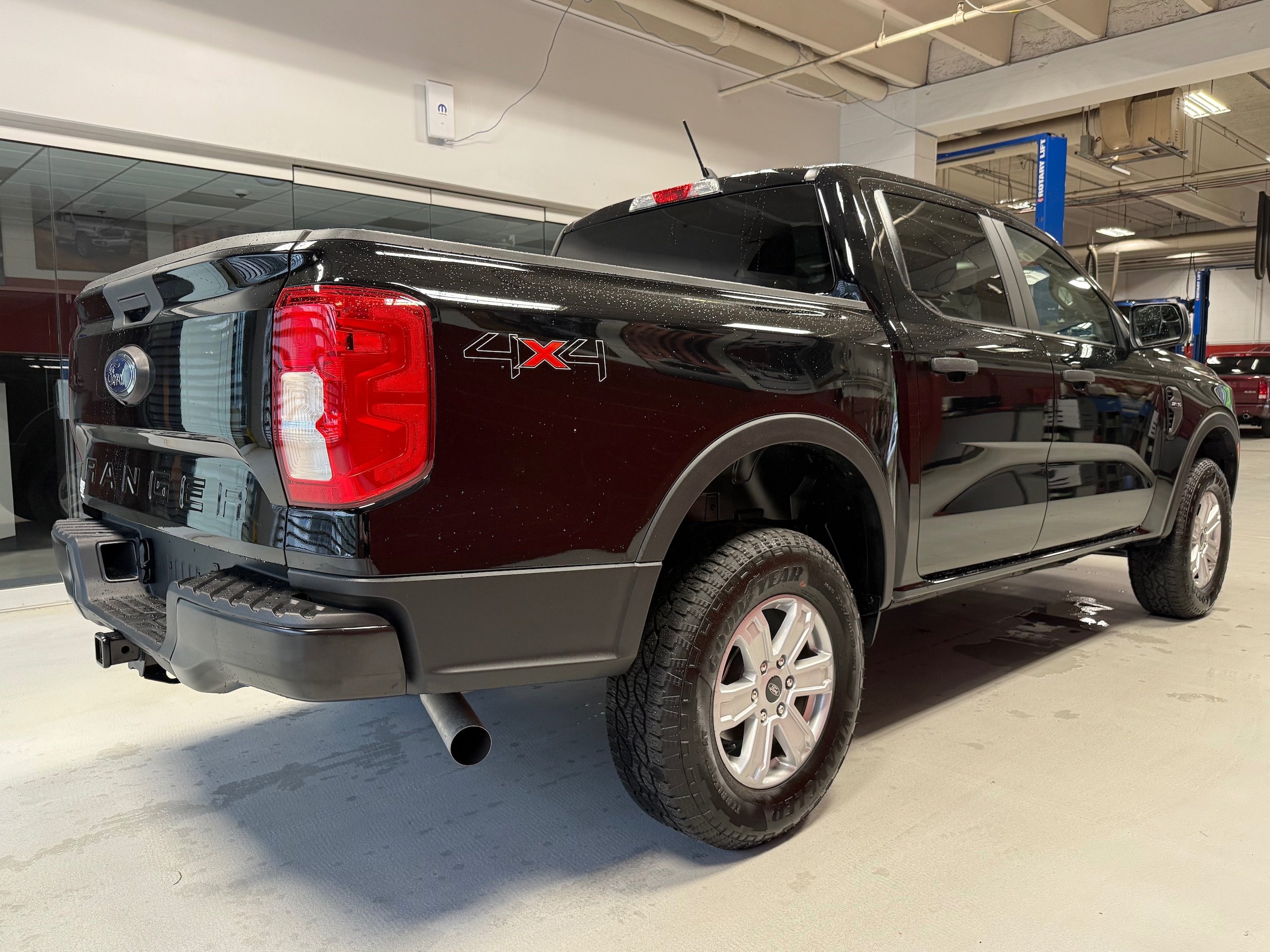 2025 Ford Ranger XL - Photo 9