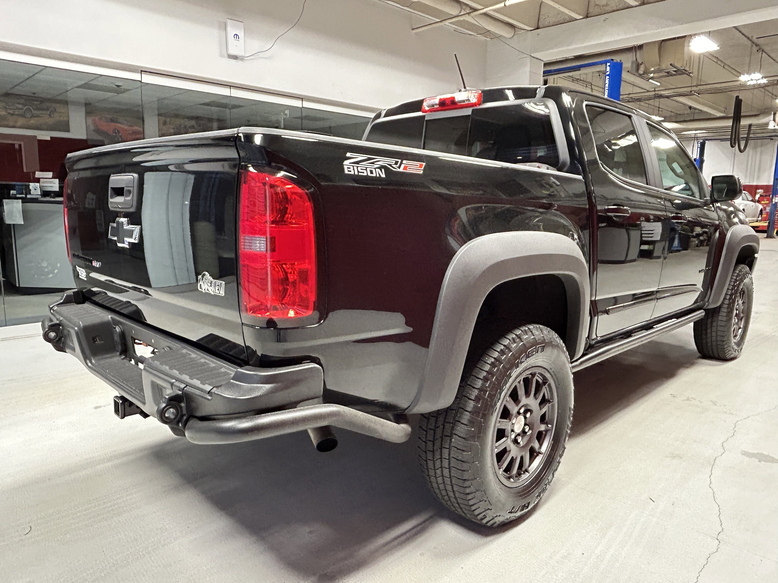 2020 Chevrolet Colorado ZR2 - Photo 11
