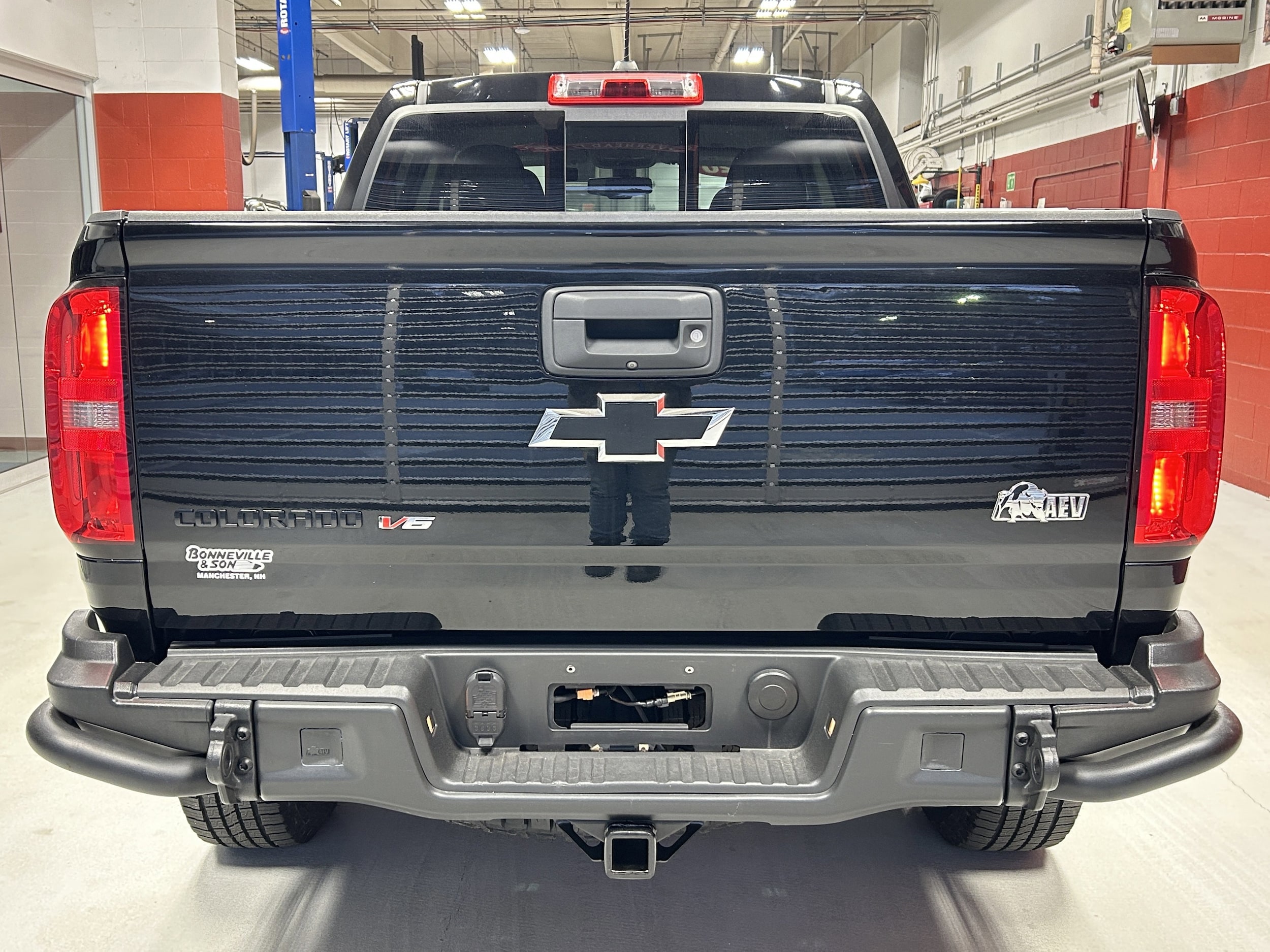 2020 Chevrolet Colorado ZR2 - Photo 8