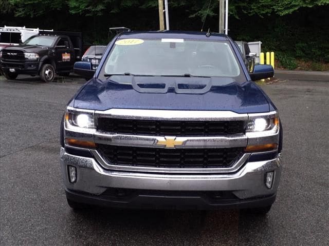 Used 2017 Chevrolet Silverado 1500 LT with VIN 3GCUKRECXHG349094 for sale in Boone, NC