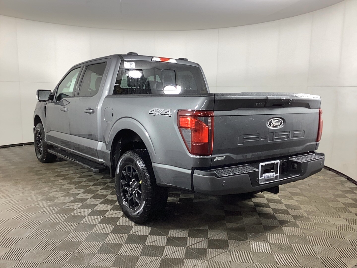 2025 Ford F-150 XLT photo 4