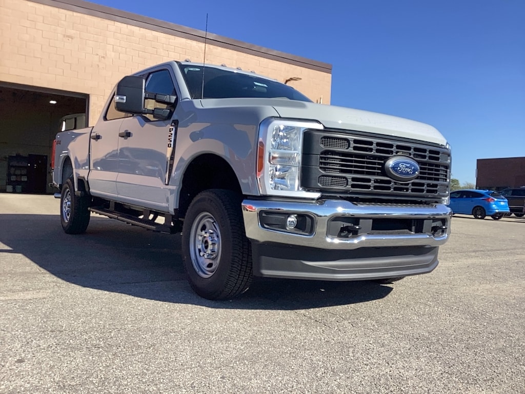 New 2026 Ford Super Duty F-250 SRW XL Crew Cab