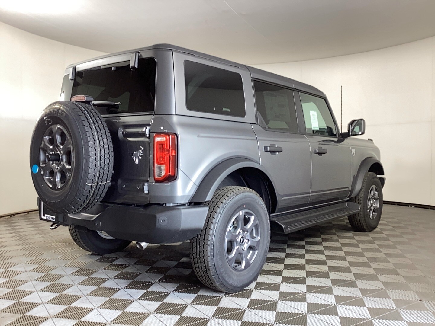 2025 Ford Bronco Big Bend photo 2
