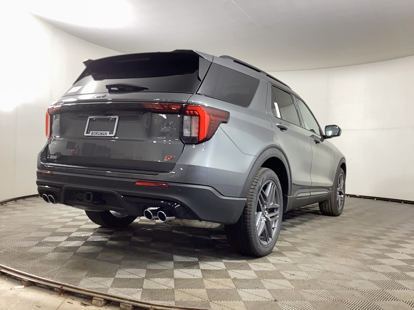 2025 Ford Explorer ST photo 2