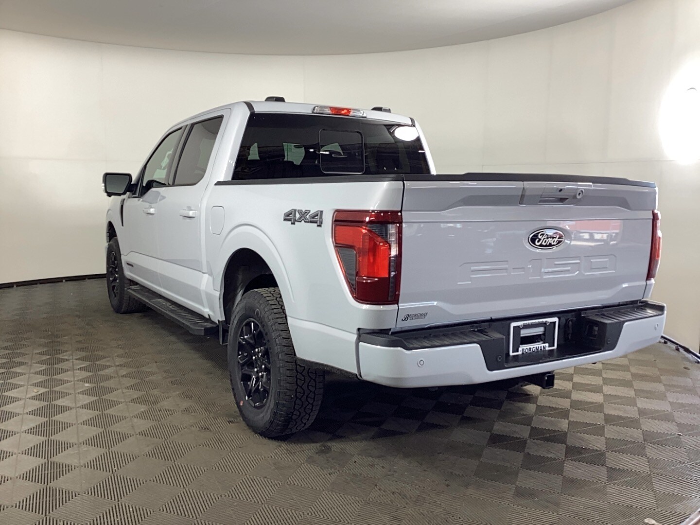 2025 Ford F-150 XLT photo 4