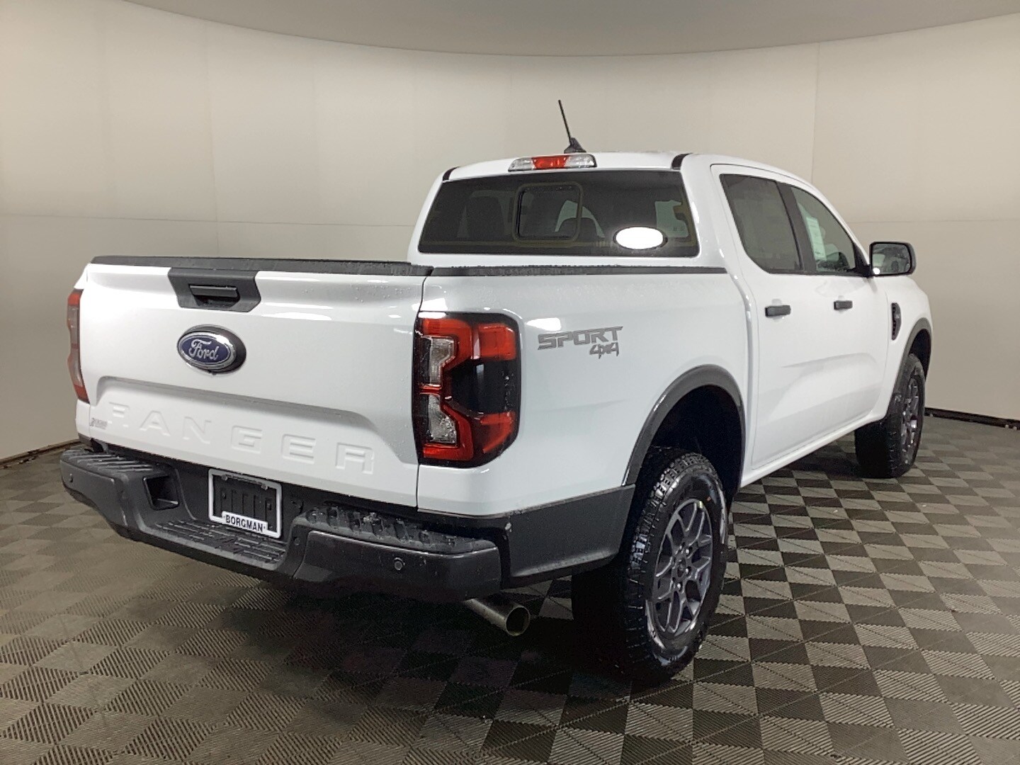 2024 Ford Ranger XLT photo 2