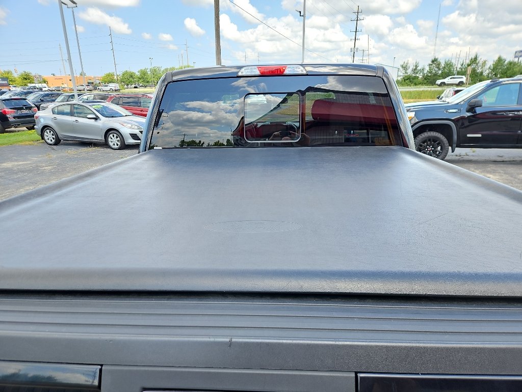 View vehicle photo 4