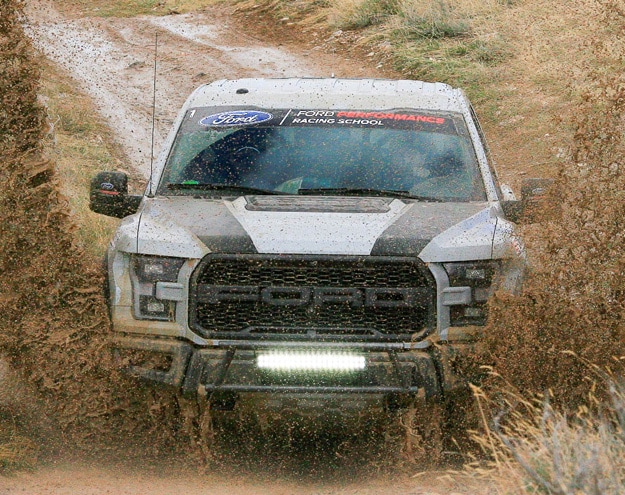 BorgmanFordBlogPost_FordDrivingSchool.jpg