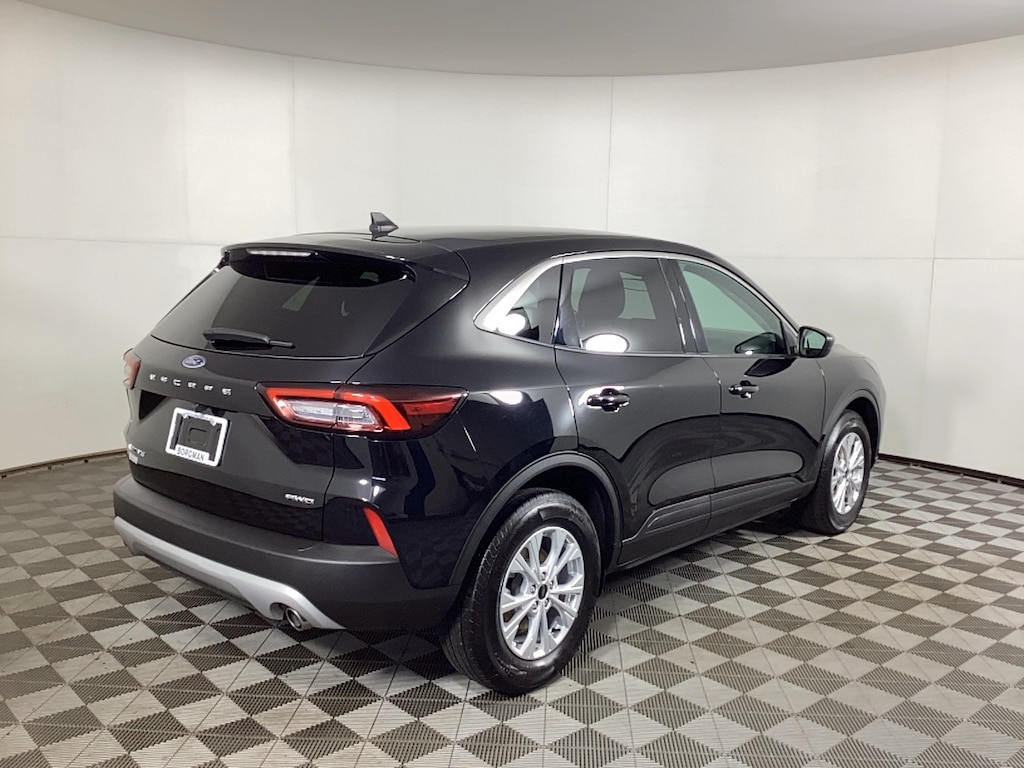 Used 2023 Ford Escape Active AWD SUV