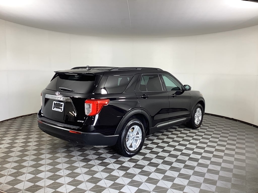 Used 2023 Ford Explorer XLT 4WD SUV
