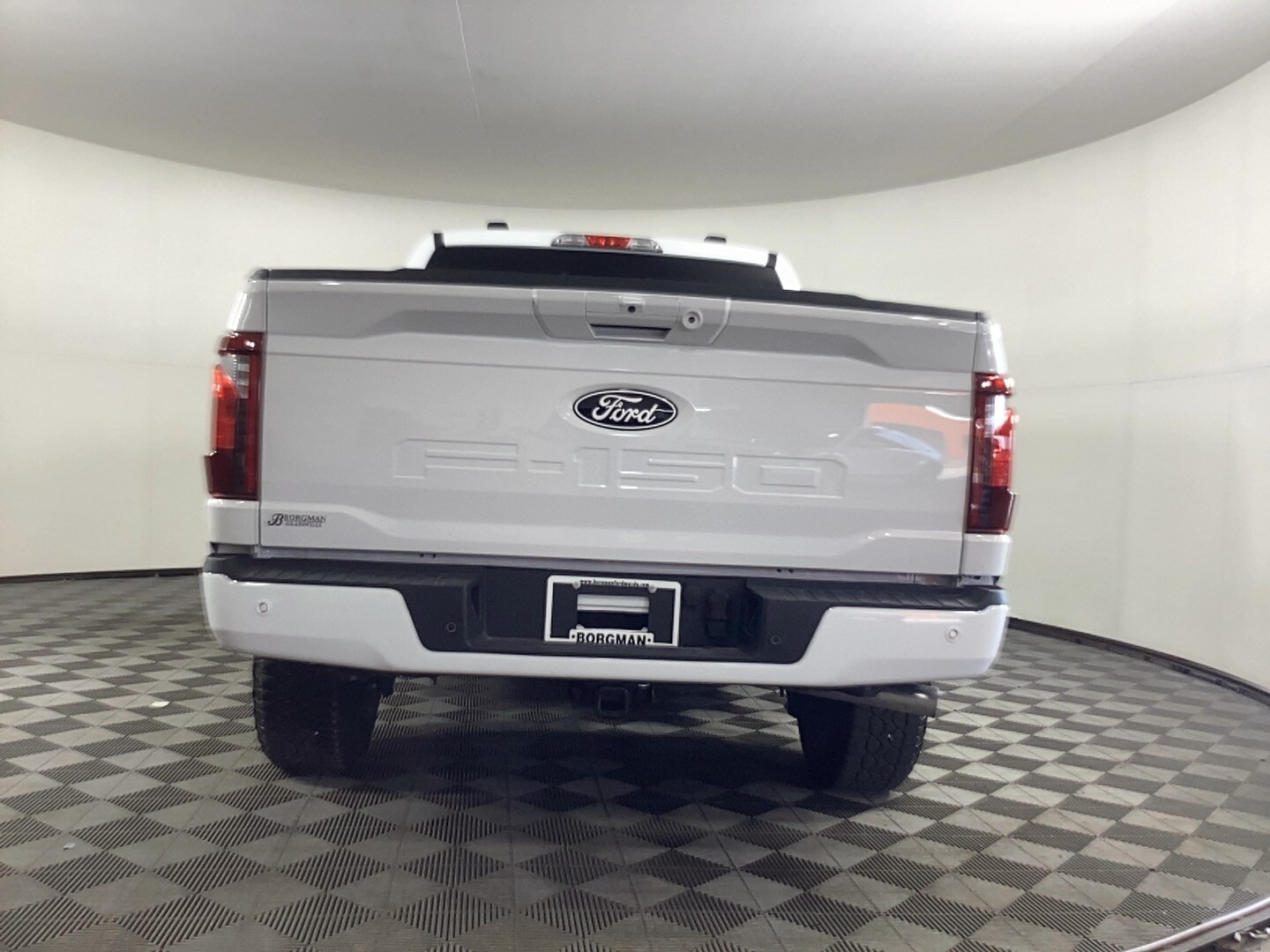 2025 Ford F-150 XLT photo 3