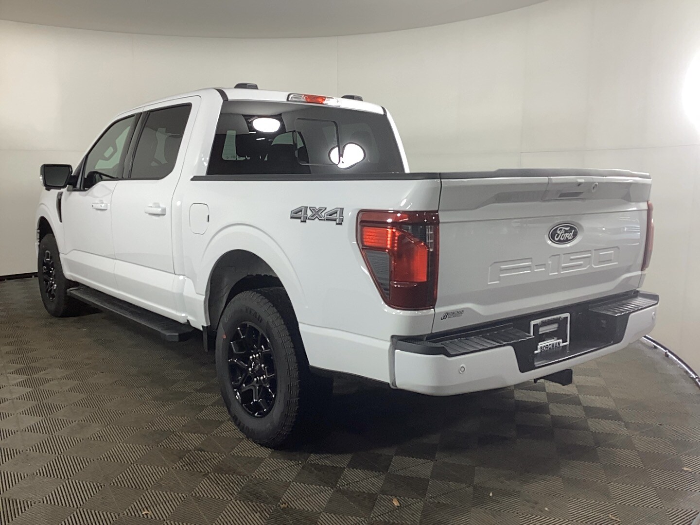 2025 Ford F-150 XLT photo 4