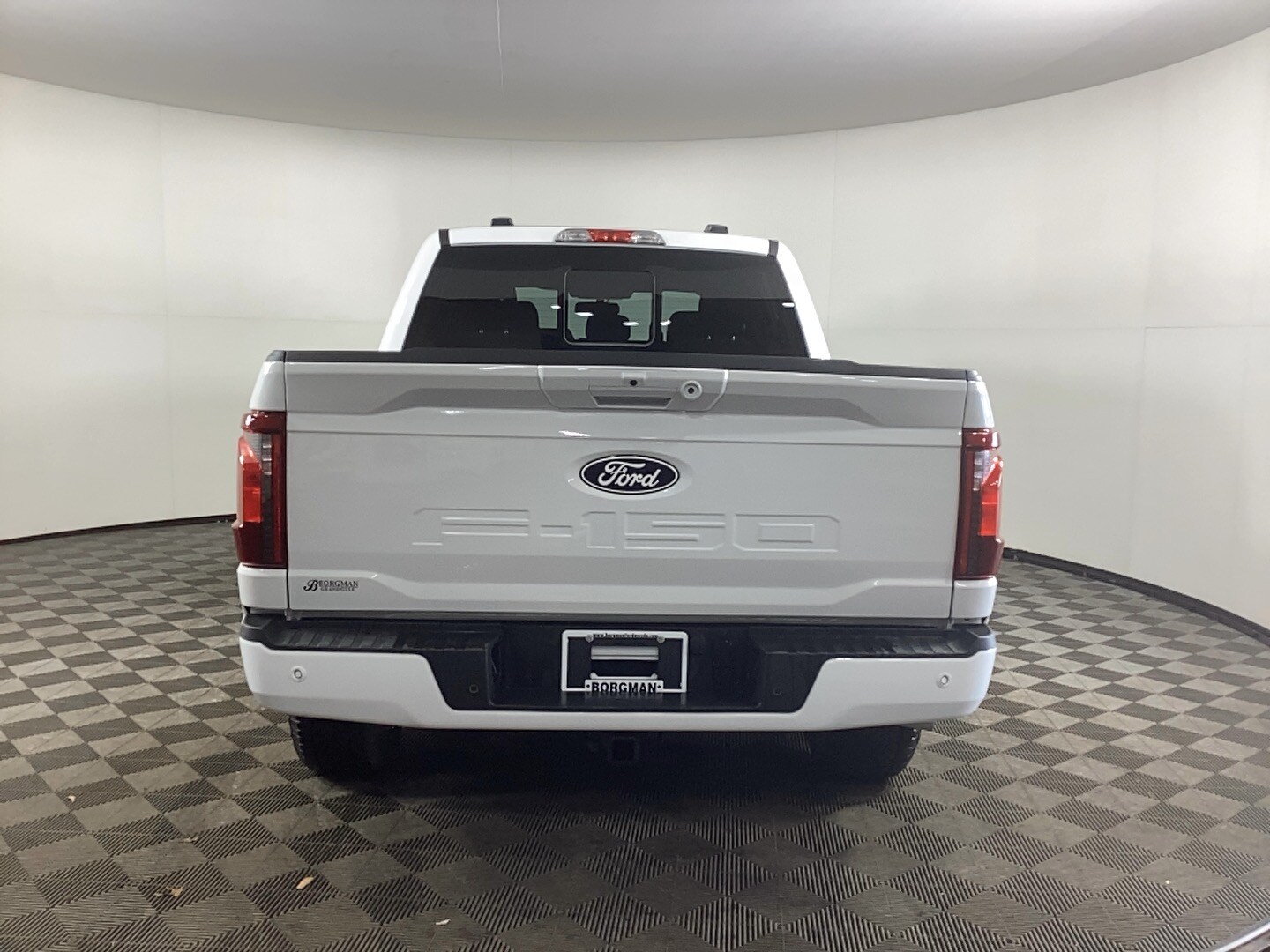 2025 Ford F-150 XLT photo 3