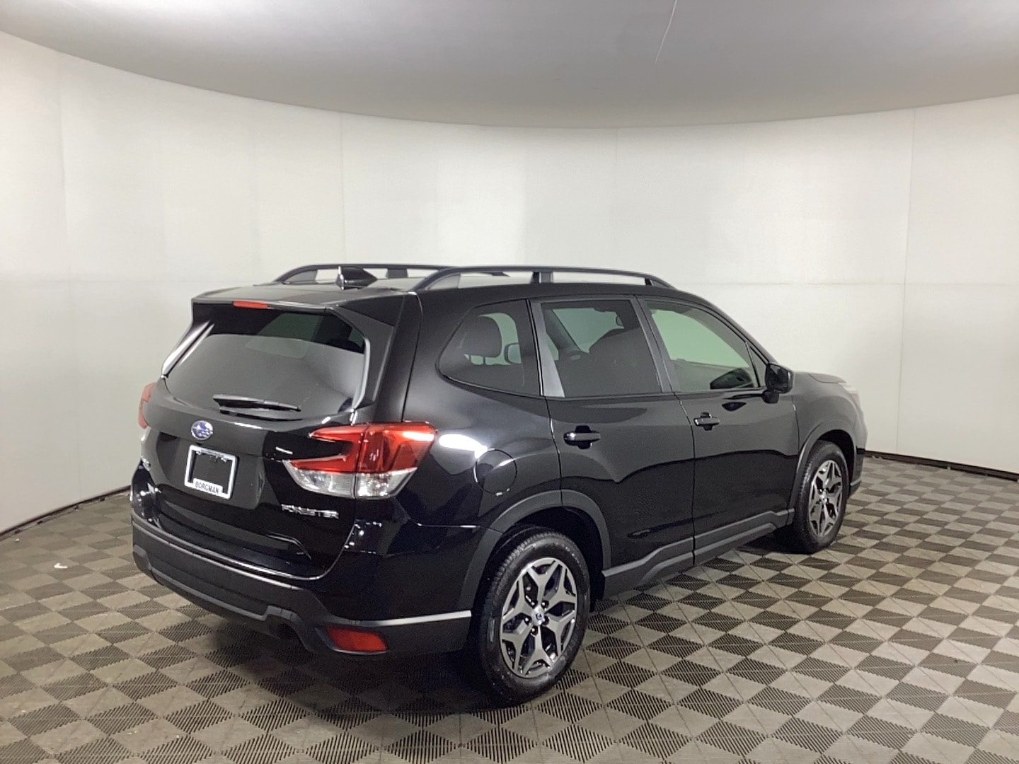 Used 2020 Subaru Forester Premium with VIN JF2SKAJC6LH506537 for sale in Grand Rapids, MI