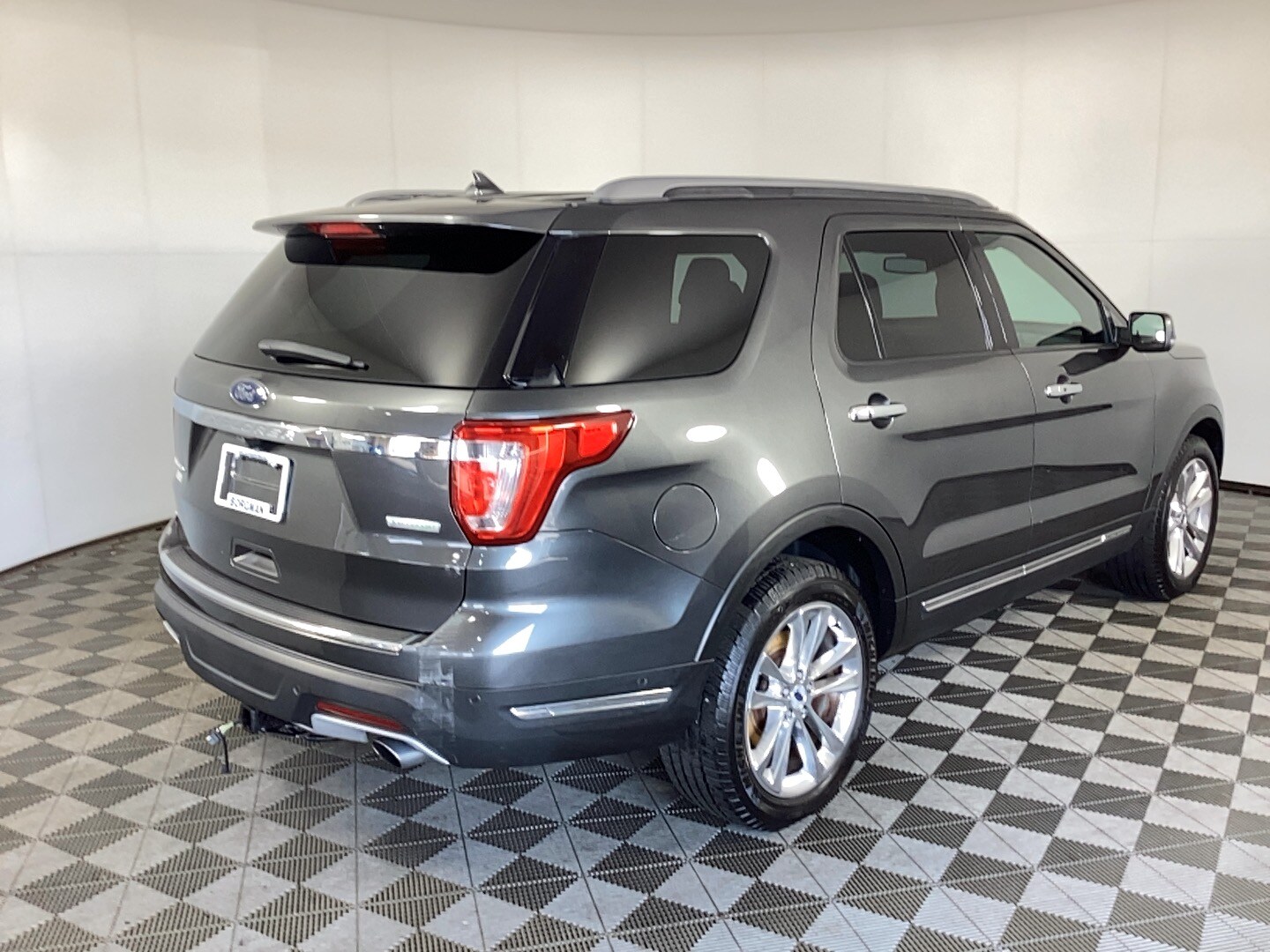 Used 2018 Ford Explorer Limited with VIN 1FM5K8FH2JGB98001 for sale in Grand Rapids, MI