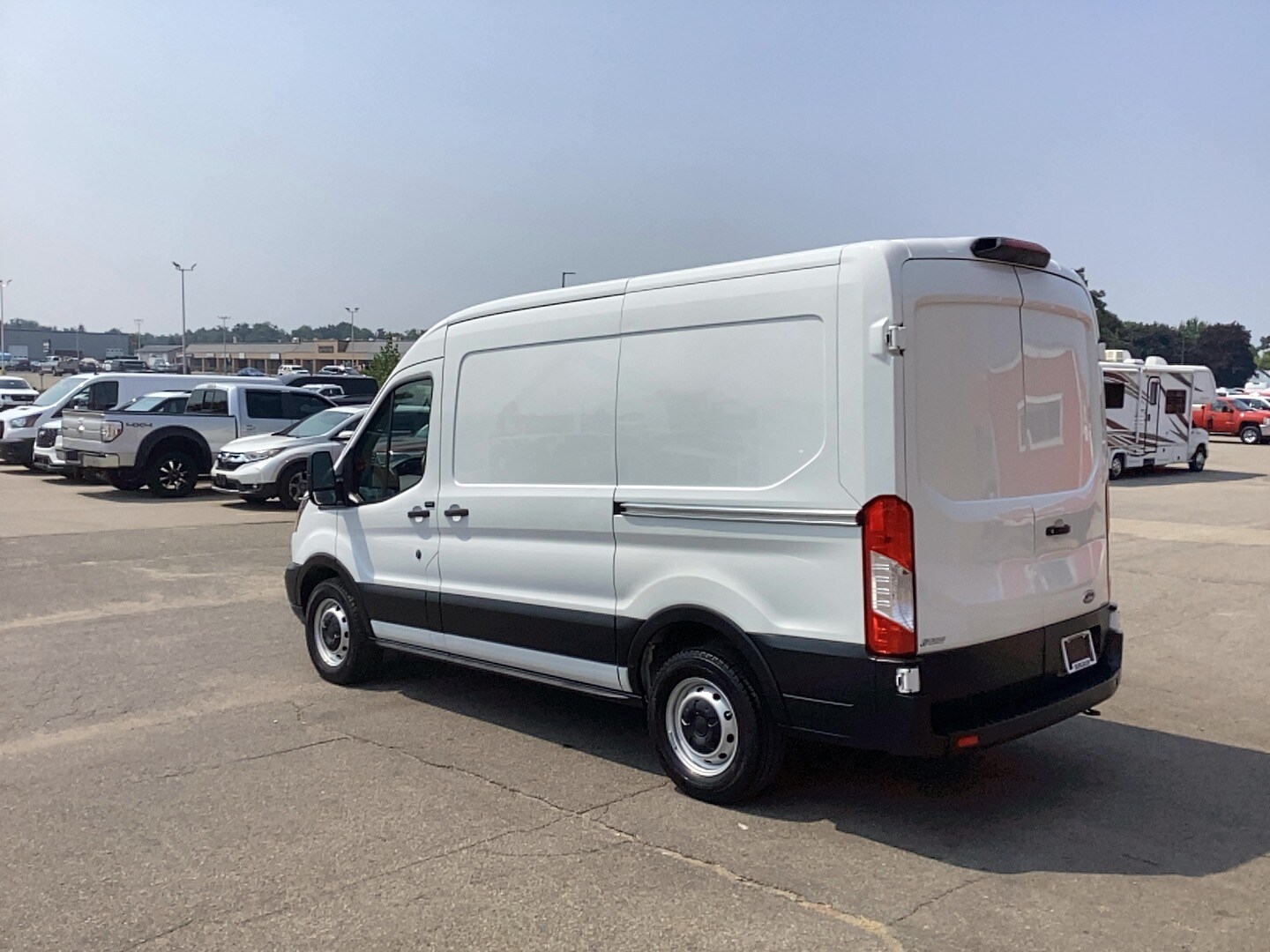2019 Ford Transit Cargo Van photo 3