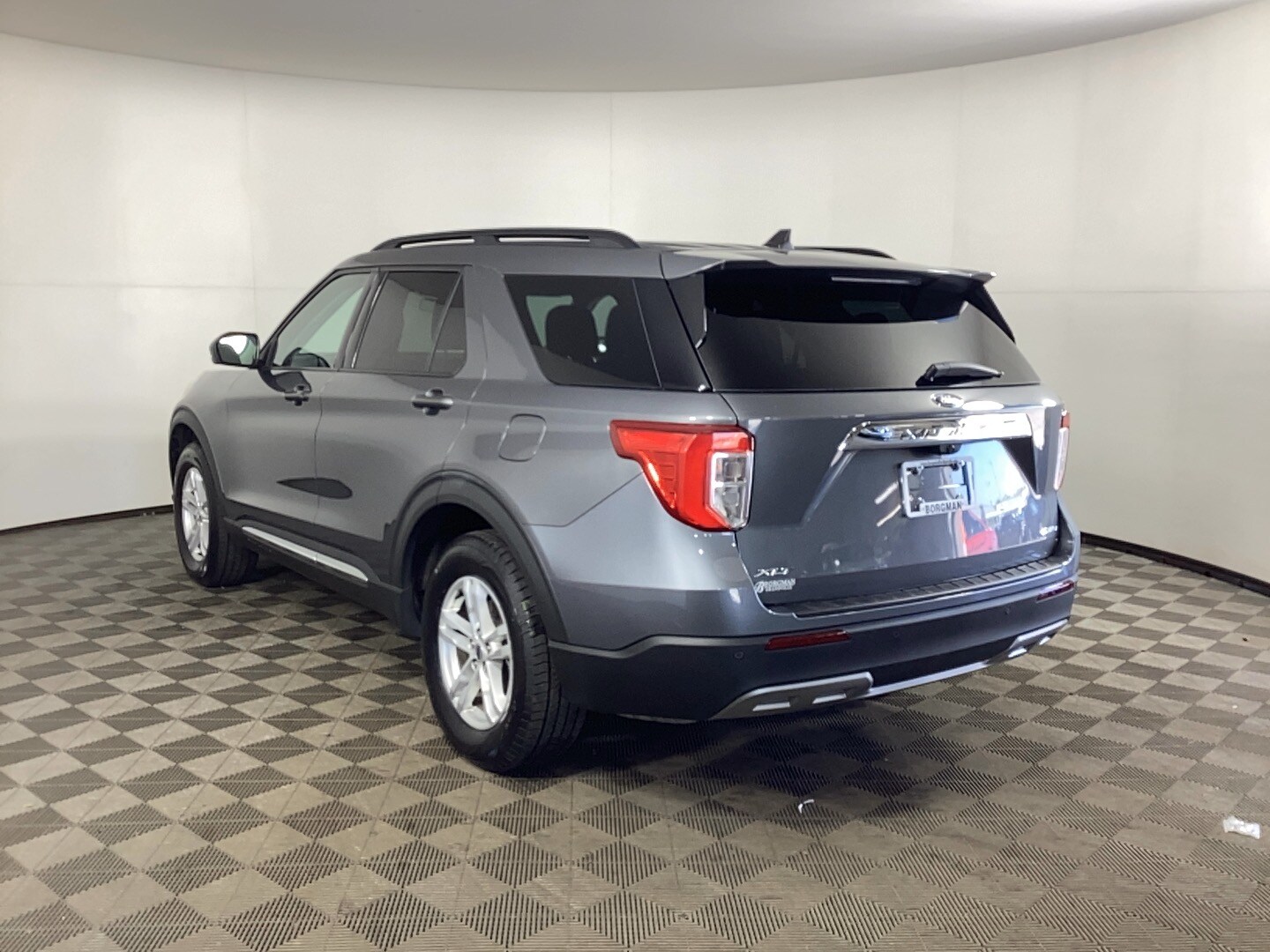 2022 Ford Explorer XLT photo 4
