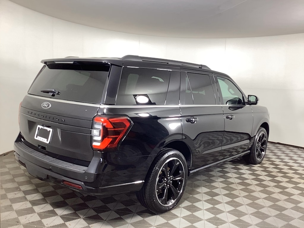 Used 2022 Ford Expedition Limited 4X4 SUV