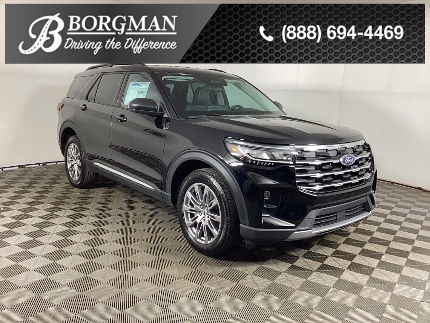 2025 Ford Explorer Active 4WD Courtesy Vehicle