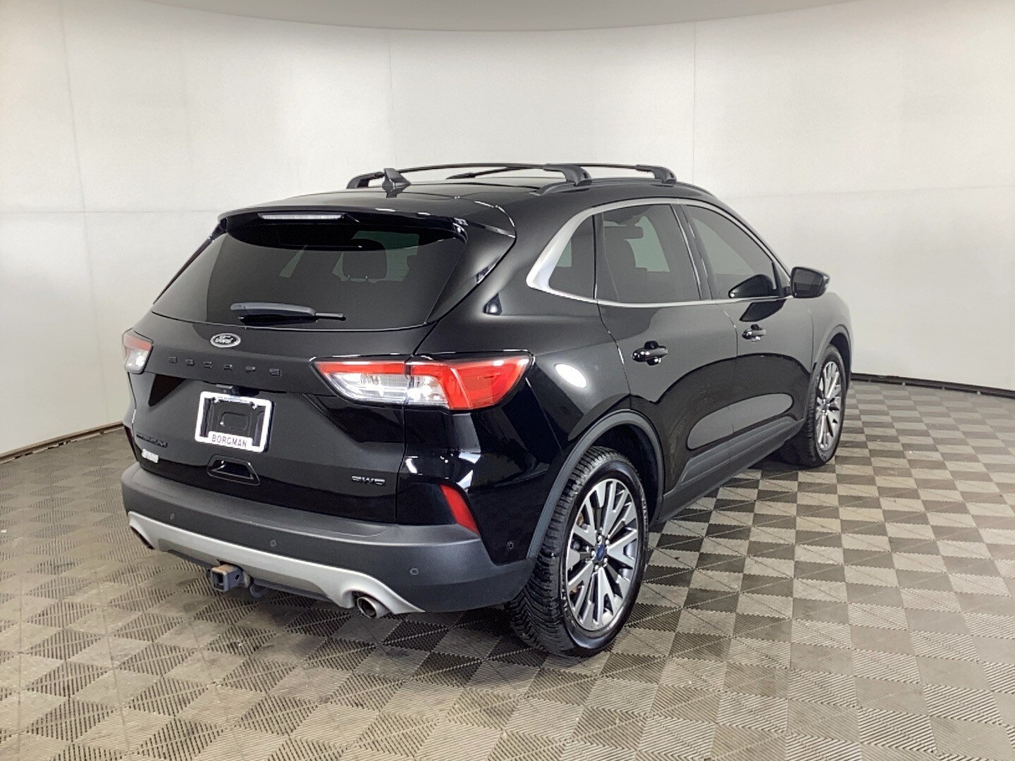 Used 2020 Ford Escape Titanium with VIN 1FMCU9J91LUC56417 for sale in Grand Rapids, MI