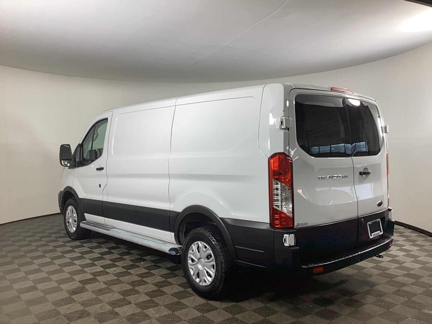 2023 Ford Transit photo 3