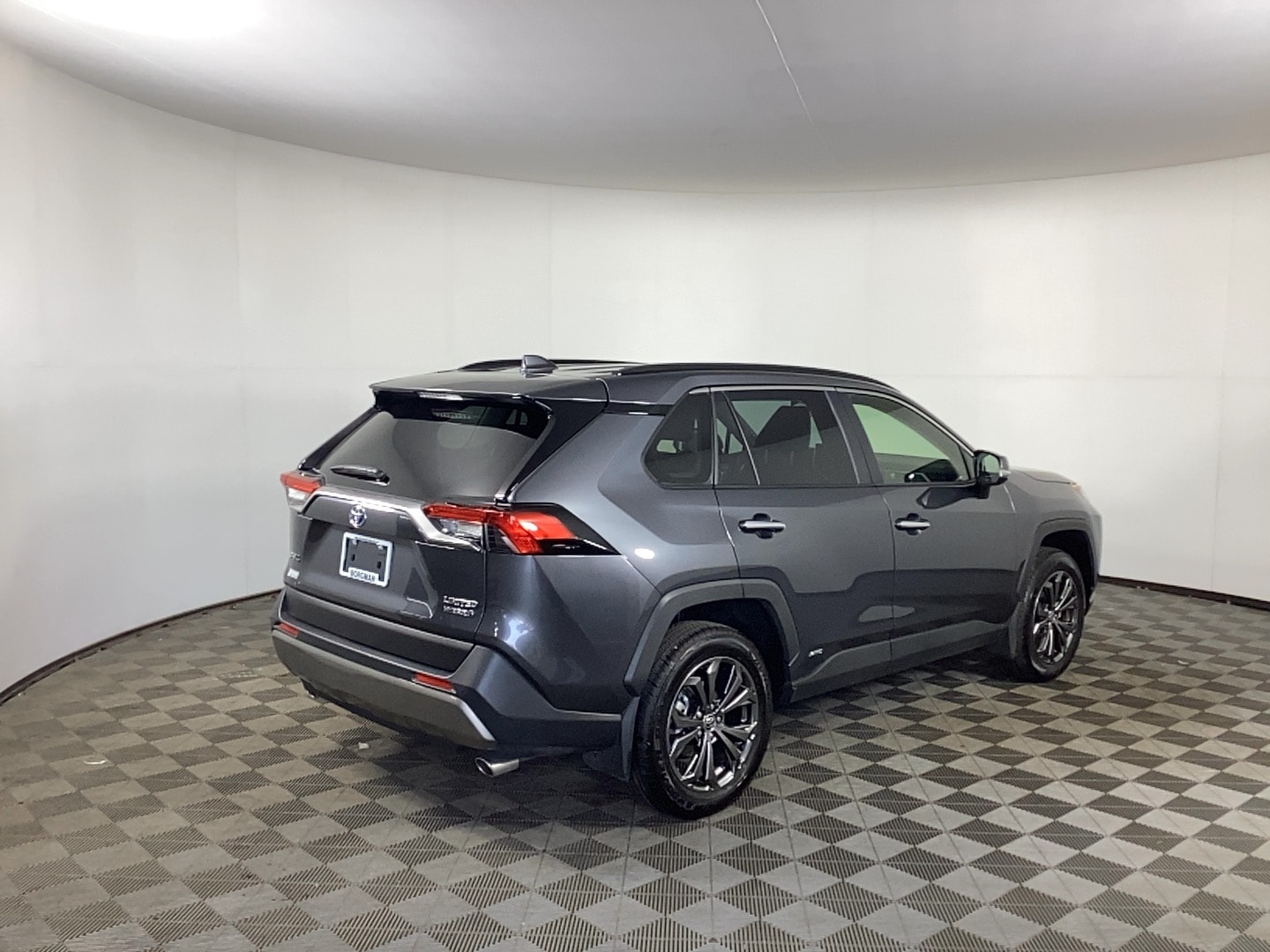 Used 2022 Toyota RAV4 Limited with VIN JTMD6RFV8ND518476 for sale in Grand Rapids, MI