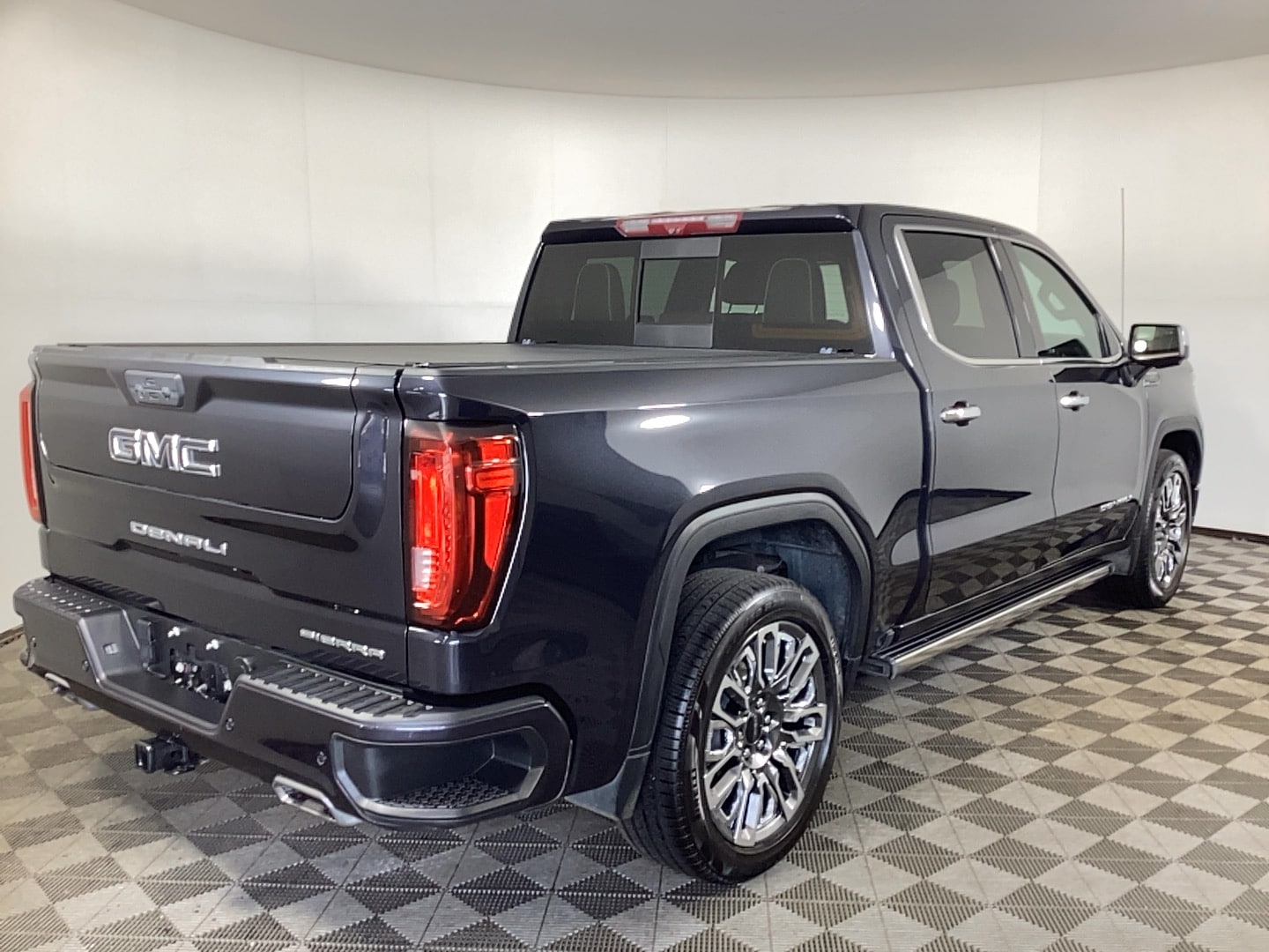 Used 2023 GMC Sierra 1500 Denali Denali Ultimate with VIN 1GTUUHEL8PZ149382 for sale in Grand Rapids, MI