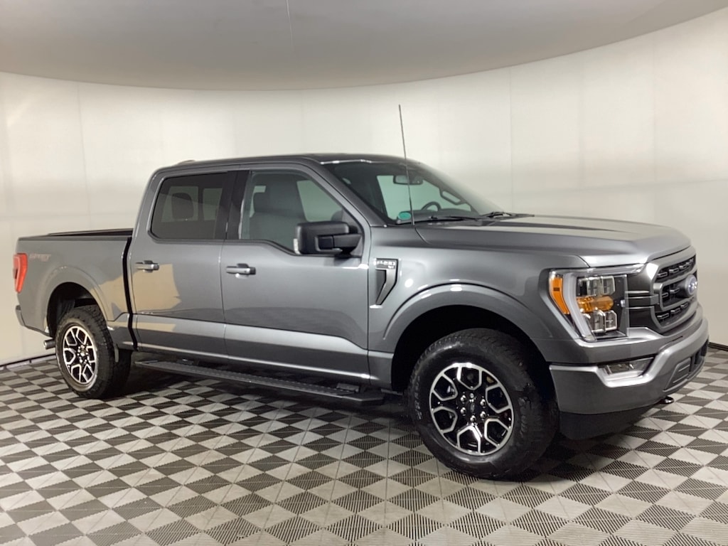 Used 2023 Ford F-150 XLT Truck SuperCrew Cab
