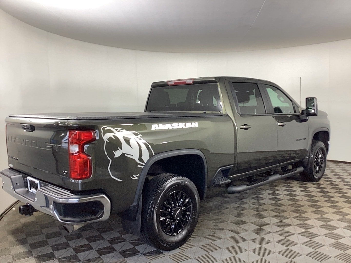 Used 2022 Chevrolet Silverado 3500HD LT with VIN 1GC4YTE71NF157610 for sale in Grand Rapids, MI