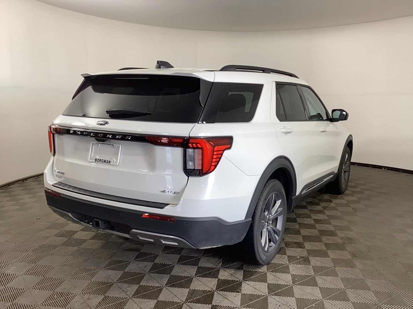 Used 2025 Ford Explorer Active with VIN 1FMUK8DH7SGB10091 for sale in Grand Rapids, MI
