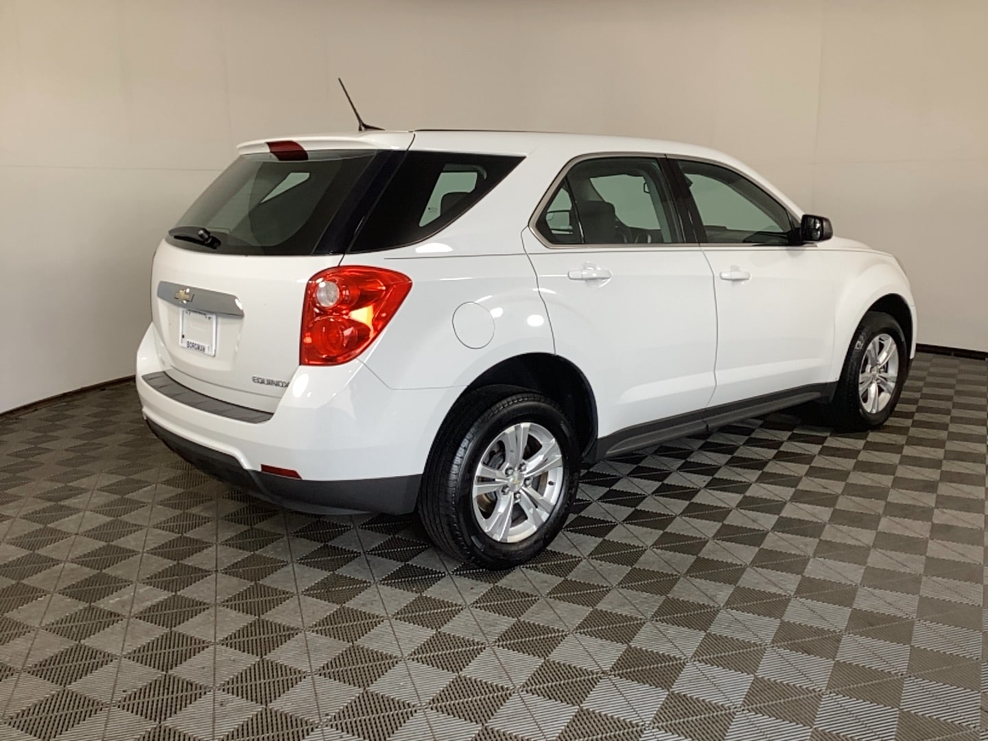 Used 2014 Chevrolet Equinox LS with VIN 2GNALAEK9E6333444 for sale in Grand Rapids, MI