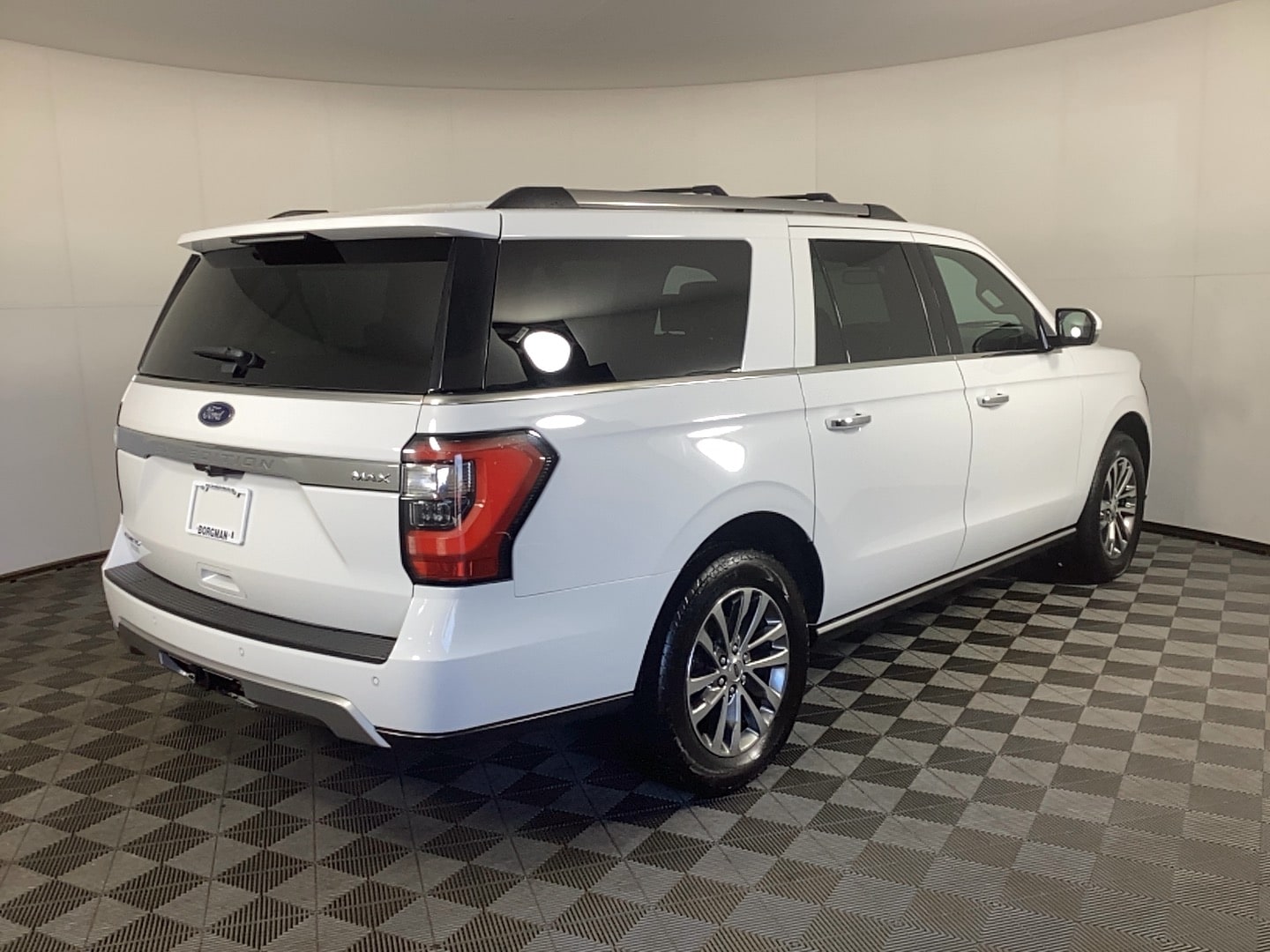 Used 2018 Ford Expedition Limited with VIN 1FMJK2AT2JEA10970 for sale in Grand Rapids, MI