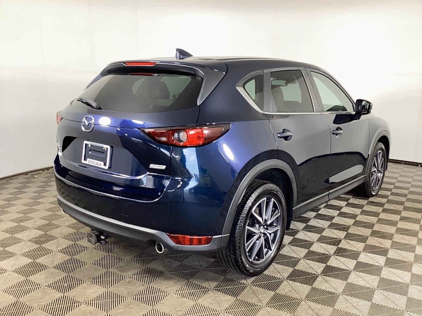 Used 2018 Mazda CX-5 Touring with VIN JM3KFBCM6J0451928 for sale in Grand Rapids, MI