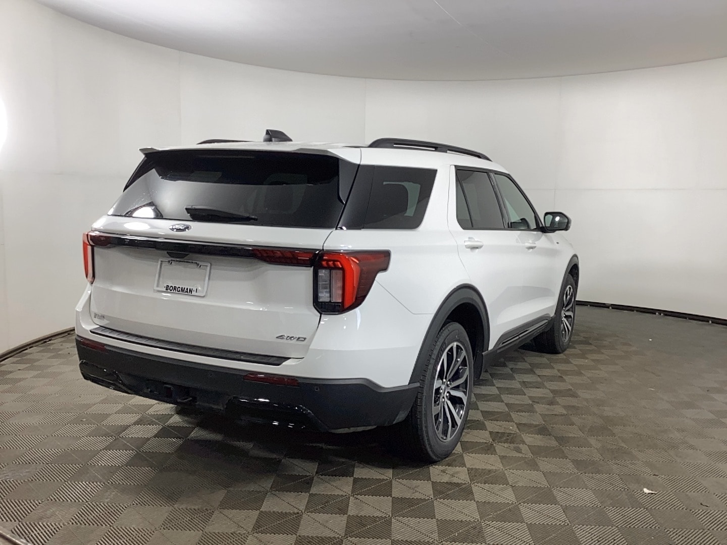 Used 2025 Ford Explorer ST-LINE with VIN 1FMUK8KH4SGB26171 for sale in Grand Rapids, MI