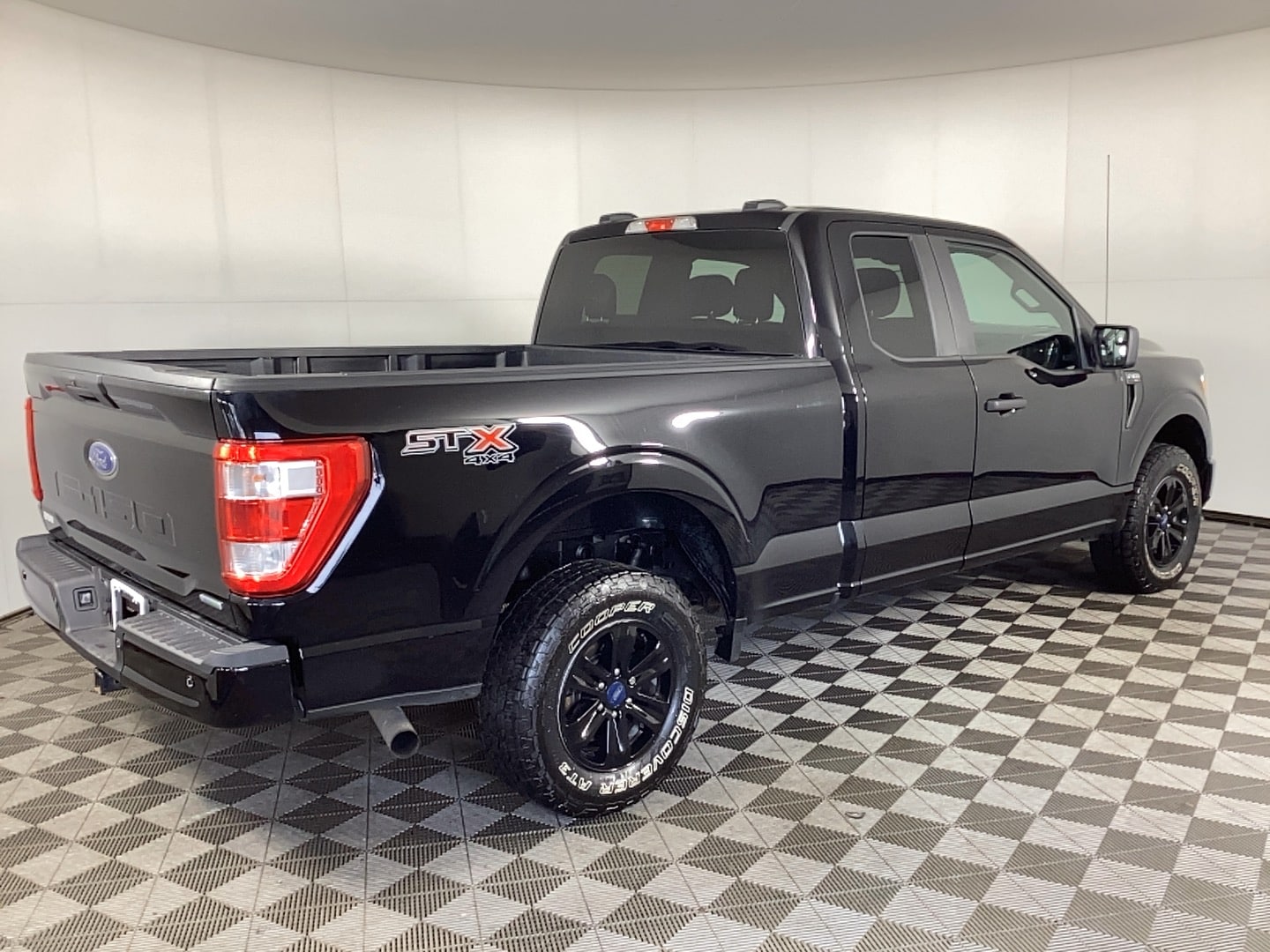 Used 2021 Ford F-150 XL with VIN 1FTEX1EP0MKD75782 for sale in Grand Rapids, MI