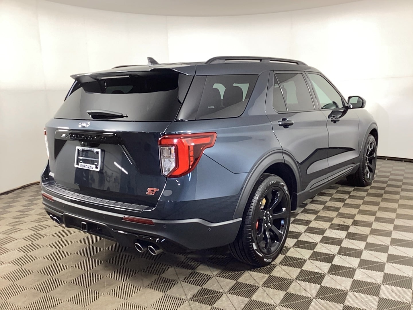 Used 2023 Ford Explorer ST with VIN 1FM5K8GC2PGA30922 for sale in Grand Rapids, MI