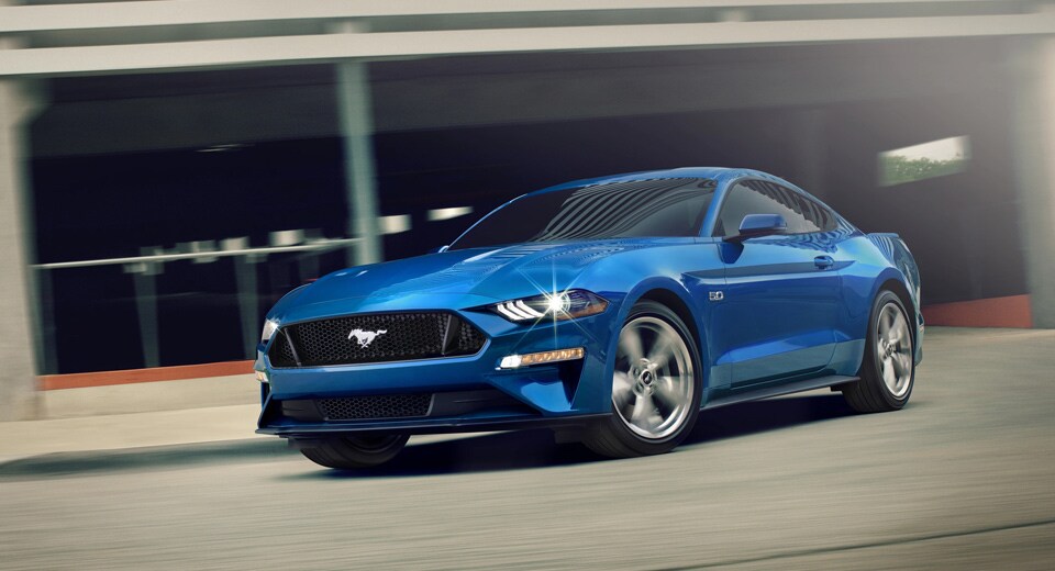 MustangGarage2_960x520.jpg