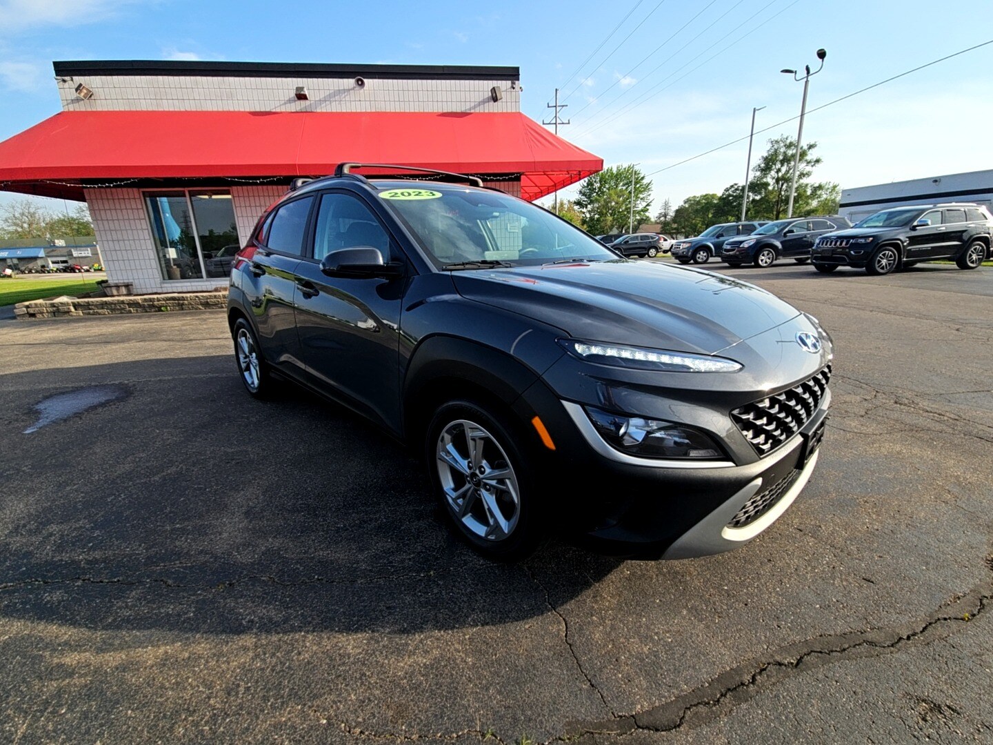 2023 Hyundai Kona SEL photo 2