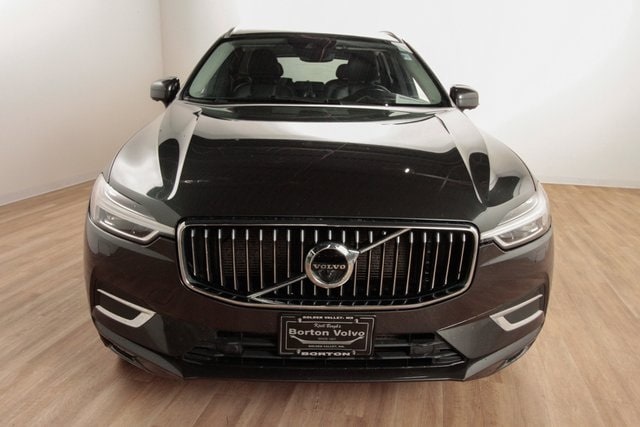 Used 2018 Volvo XC60 Inscription with VIN YV4A22RL8J1004877 for sale in Golden Valley, Minnesota