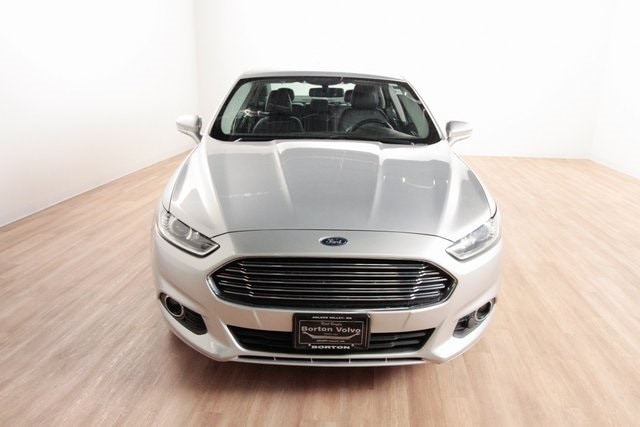 Used 2014 Ford Fusion SE Hybrid with VIN 3FA6P0LU9ER255747 for sale in Golden Valley, Minnesota