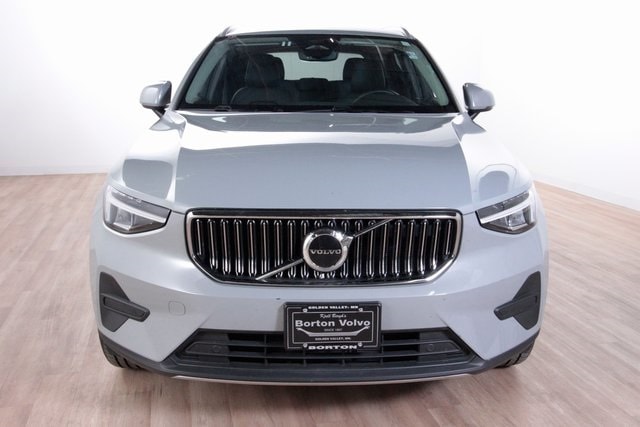 Certified 2025 Volvo XC40 Core with VIN YV4L12UJ1S2567007 for sale in Golden Valley, Minnesota