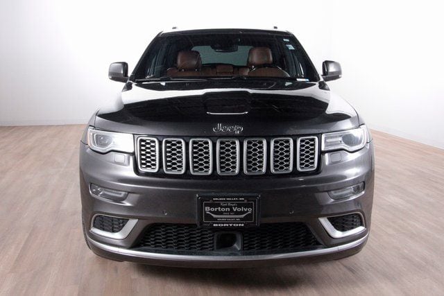 Used 2018 Jeep Grand Cherokee Summit with VIN 1C4RJFJM0JC262996 for sale in Golden Valley, Minnesota